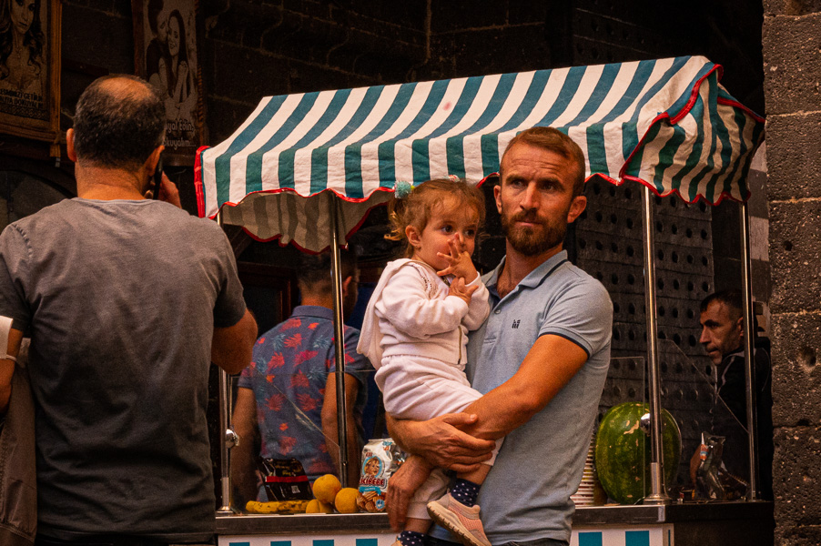17/50 Diyarbakir – farbig, lebendig, historisch interessant: das Kontrastprogramm zu den letzten Naturtagen – Reisebild 3
