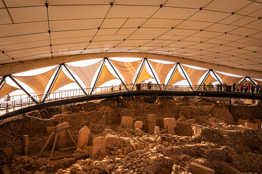 17/52 Göbekli Tepe – wir reisen 10’000 Jahre zurück und erfahren, dass hier die Menschheitsgeschichte neu geschrieben wurde – Reisebild 7