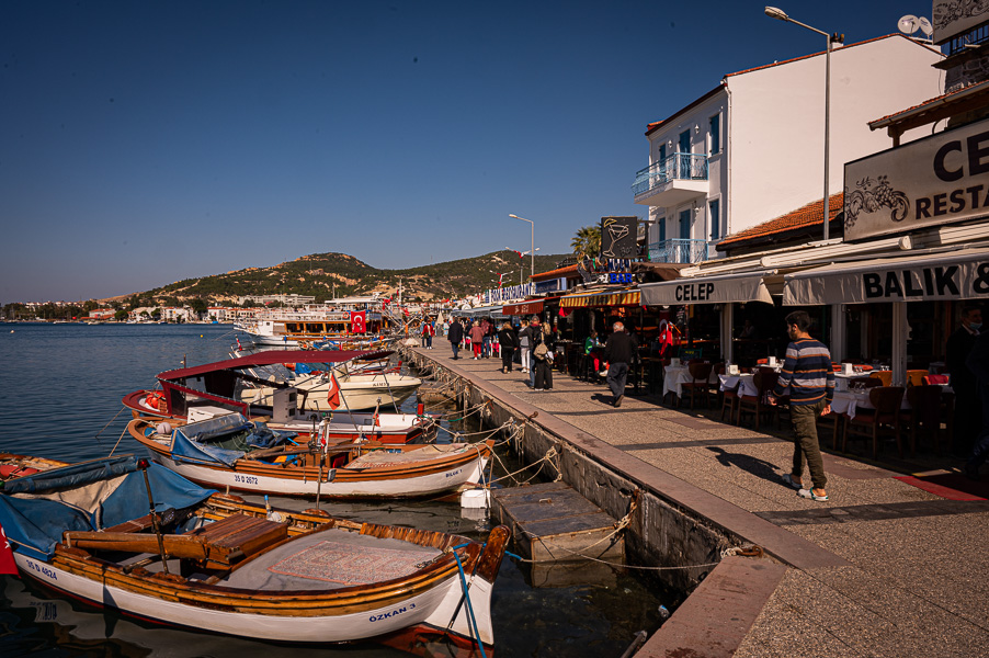 19/59 Foça – und weshalb hier alle die Fahnen hissen – Reisebild 6