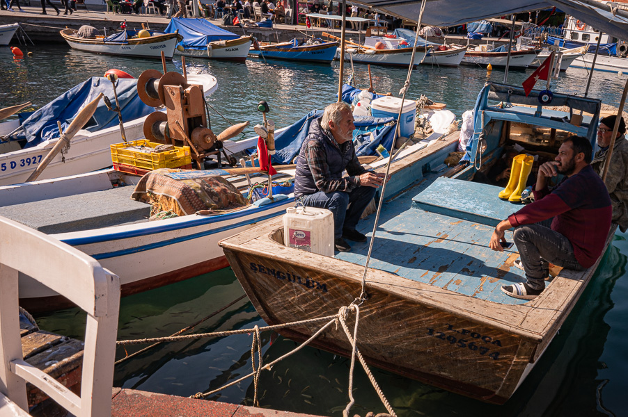 19/59 Foça – und weshalb hier alle die Fahnen hissen – Reisebild 5